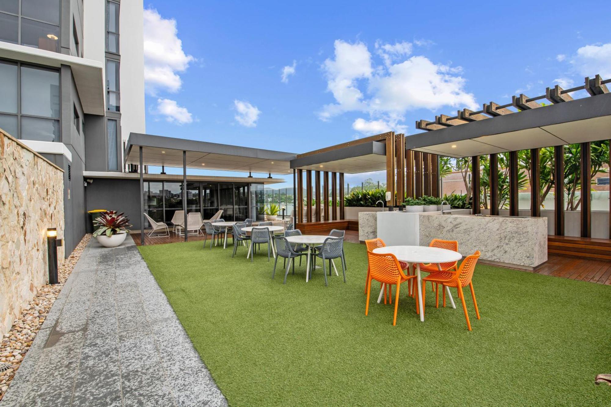 Hearty Milton Apartments Брисбен Экстерьер фото