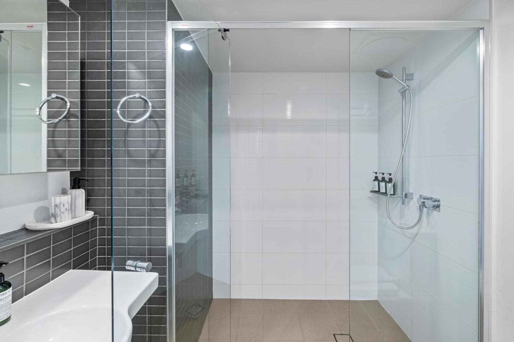 Hearty Milton Apartments Брисбен Экстерьер фото